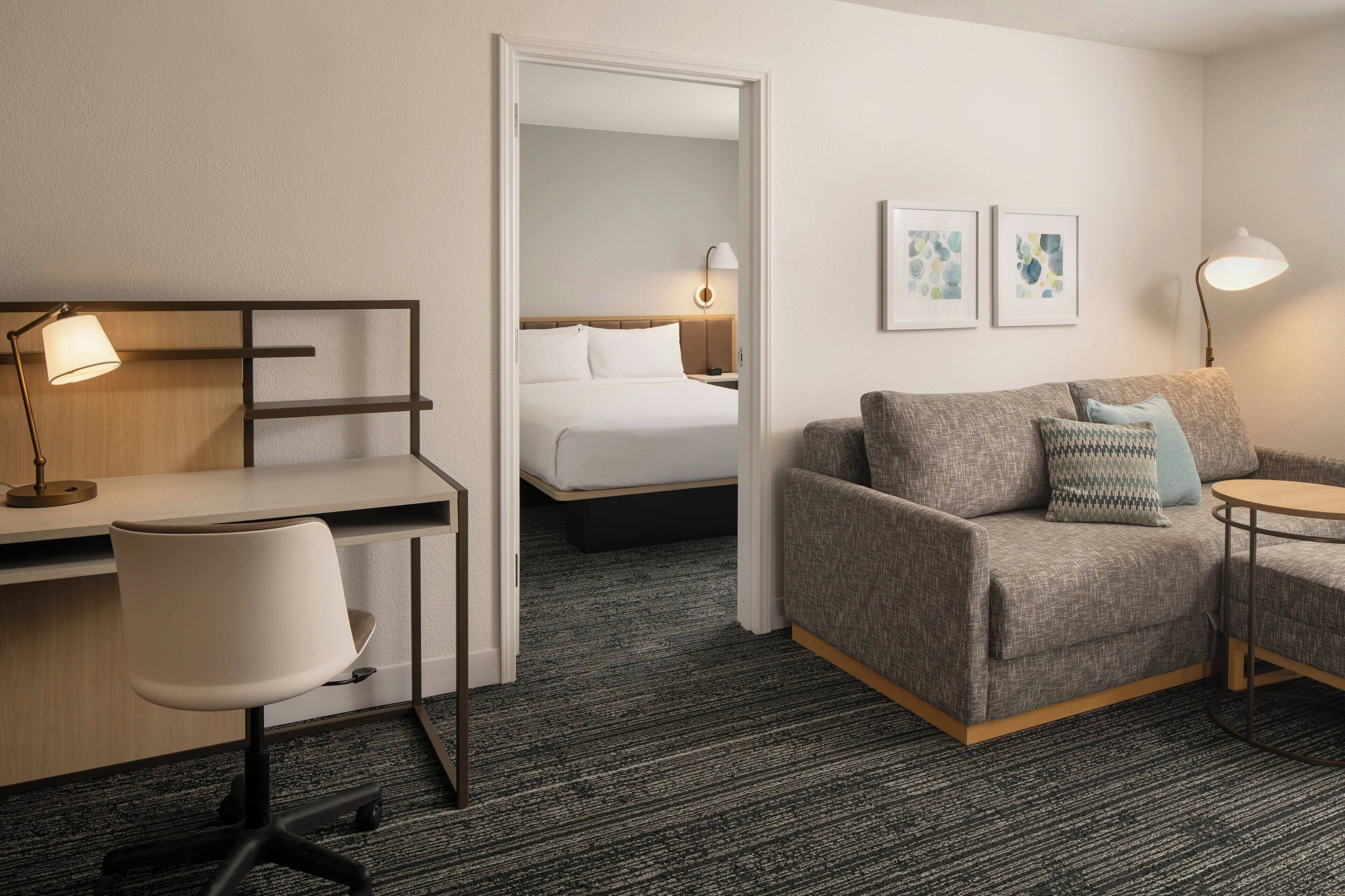 suite, 1 bedroom, non smoking | in-room safe, desk, iron/ironing board, free cots/infant beds