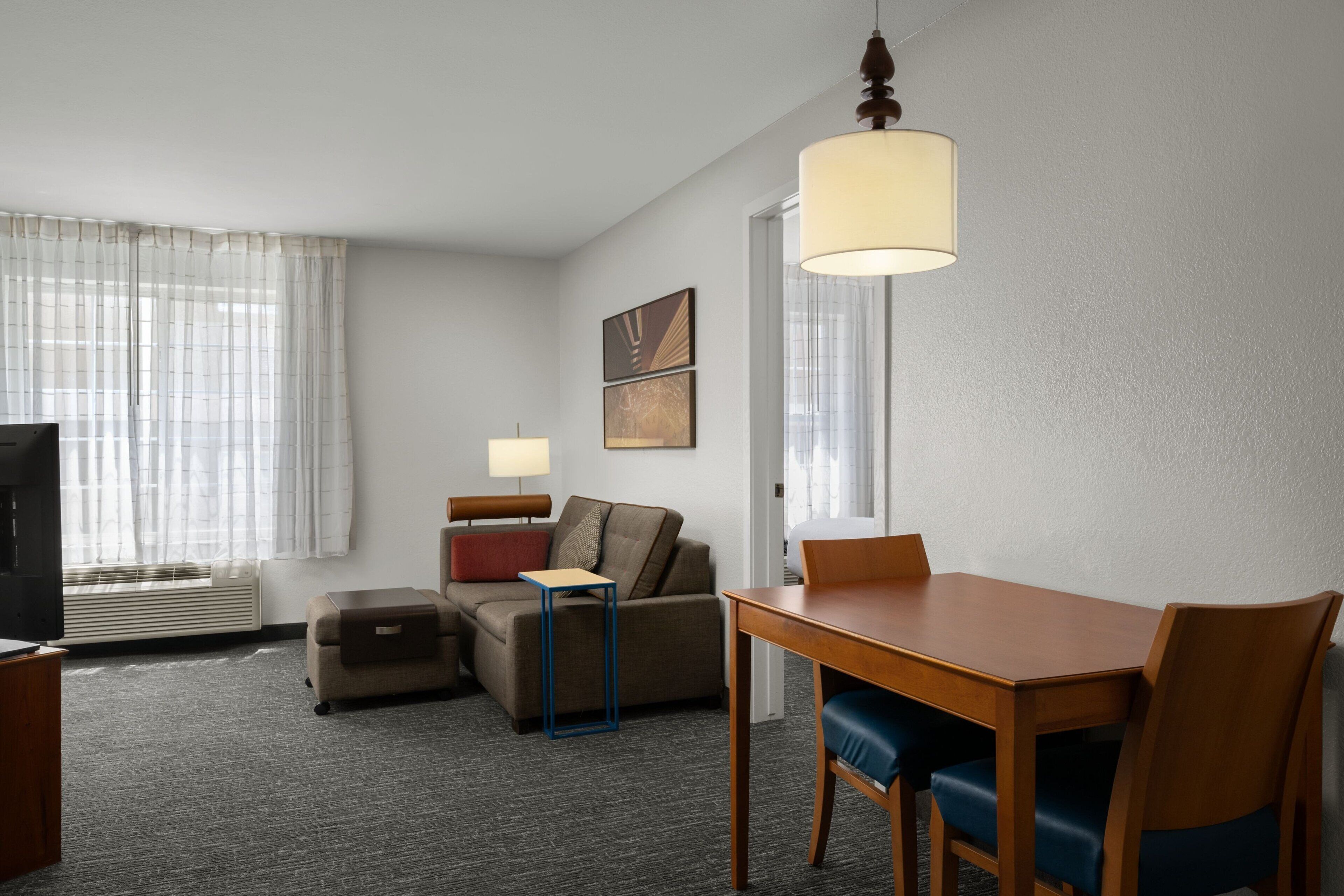 40-inch flat-screen tv with digital channels, tv, netflix