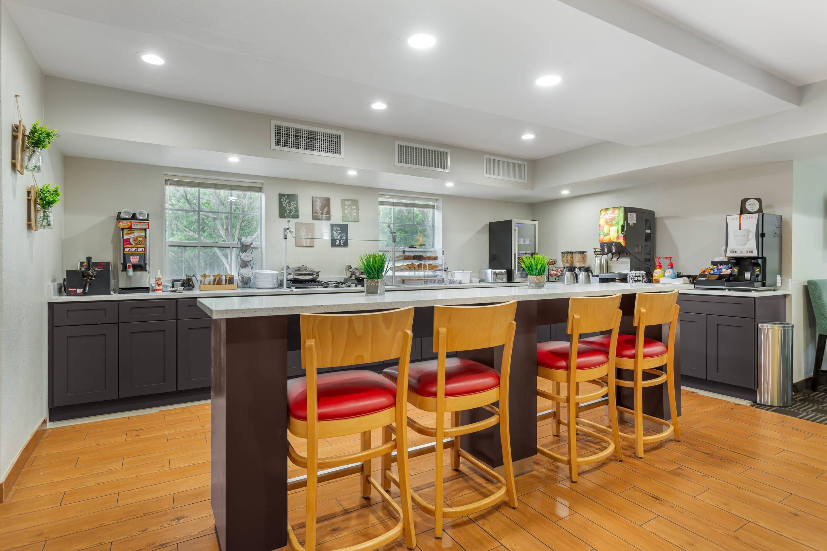 Free buffet breakfast 