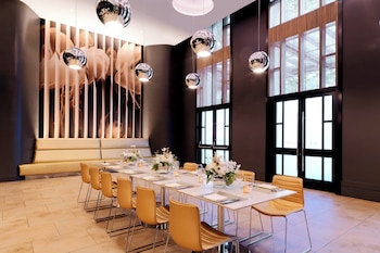 Meeting space at W Seattle