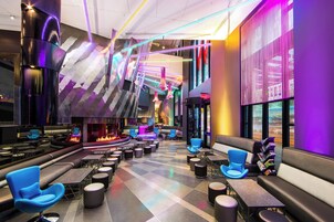 ทีวีจอแอลซีดี 42 นิ้ว พร้อมช่องดิจิตอล, ทีวี, เครื่องเล่นดีวีดี