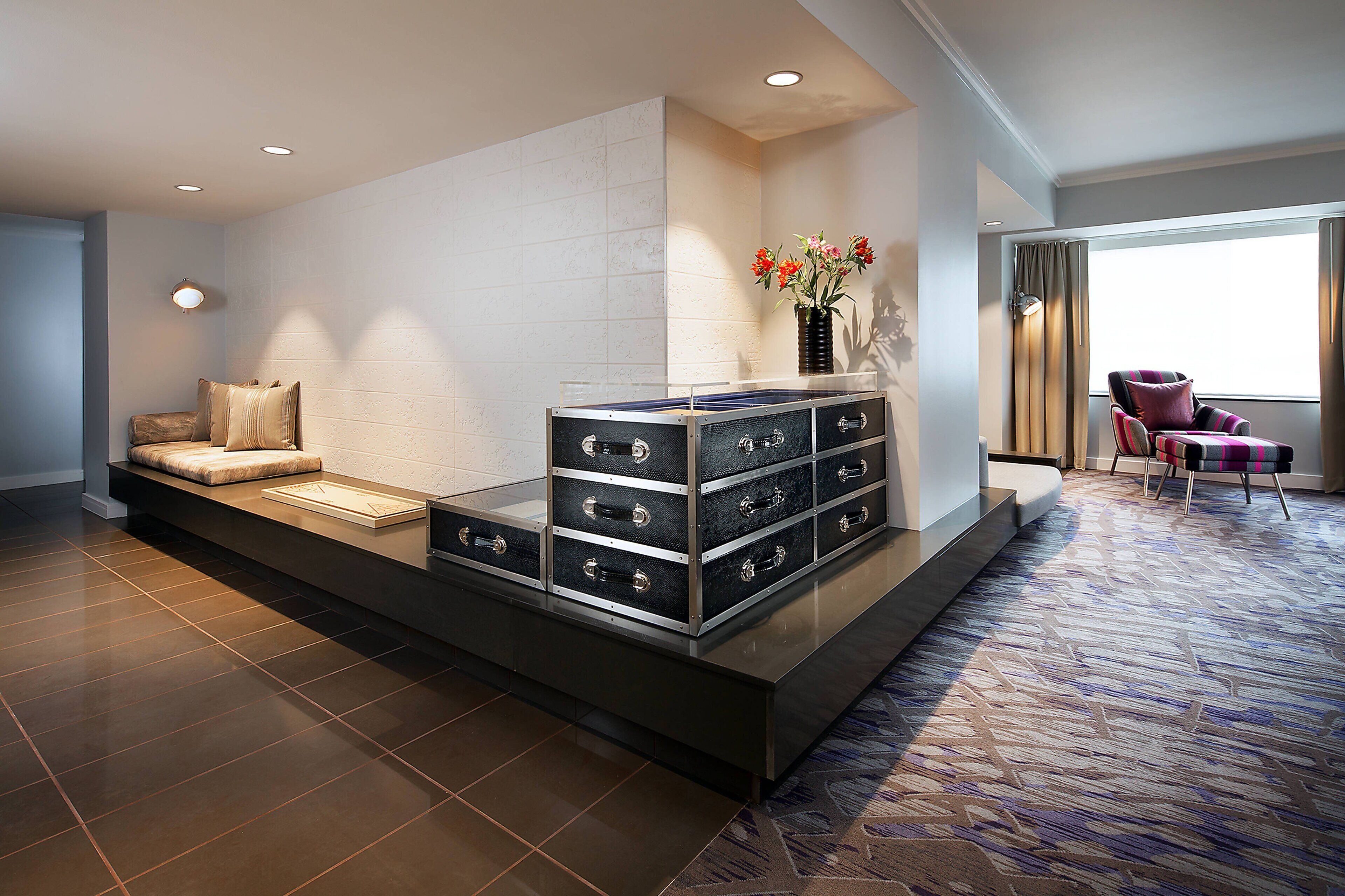 1 bedroom, egyptian cotton sheets, premium bedding, down duvets