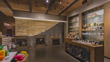 Behandlungsräume für Paare, Sauna, Whirlpool, Dampfbad