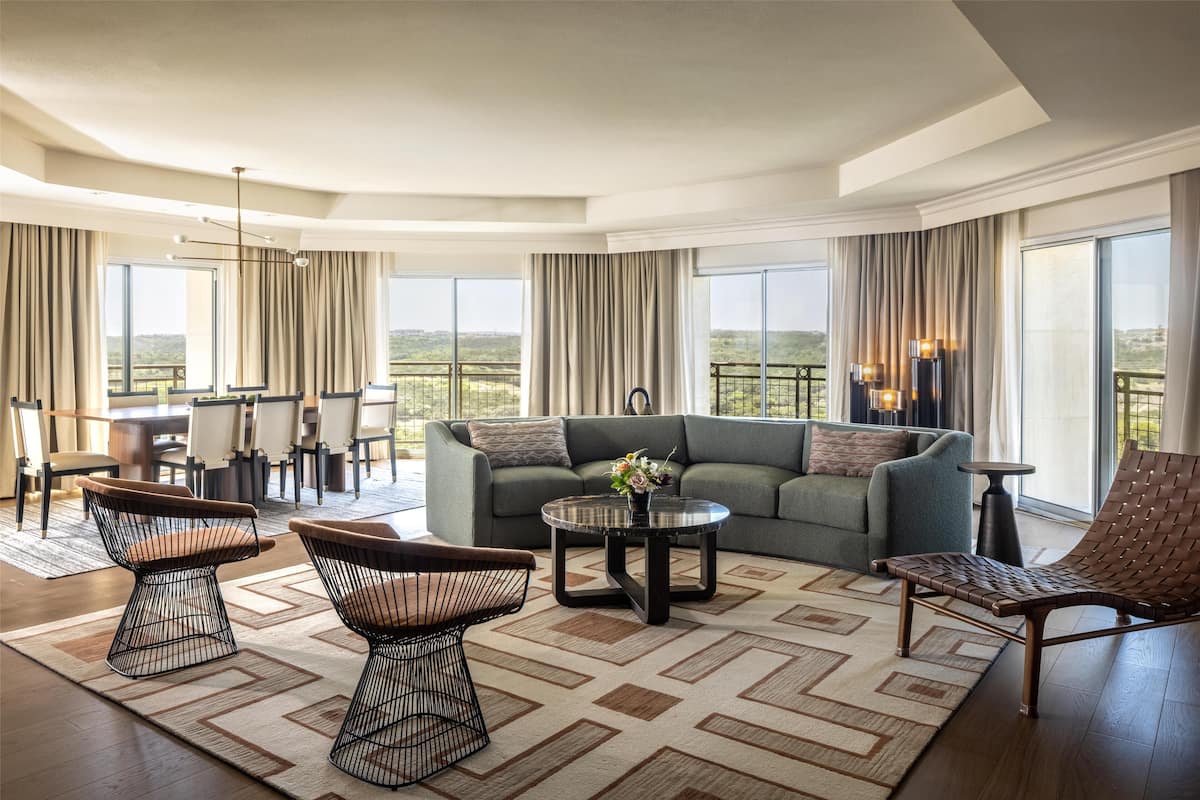 Presidential Suite (Luxury)