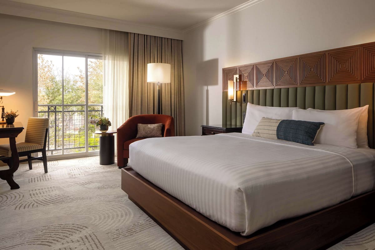 1 bedroom, hypo-allergenic bedding, in-room safe, desk