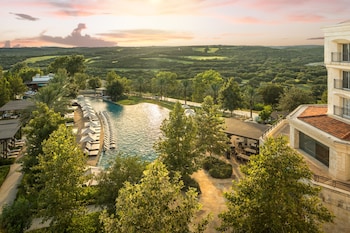 Property grounds at La Cantera Resort & Spa