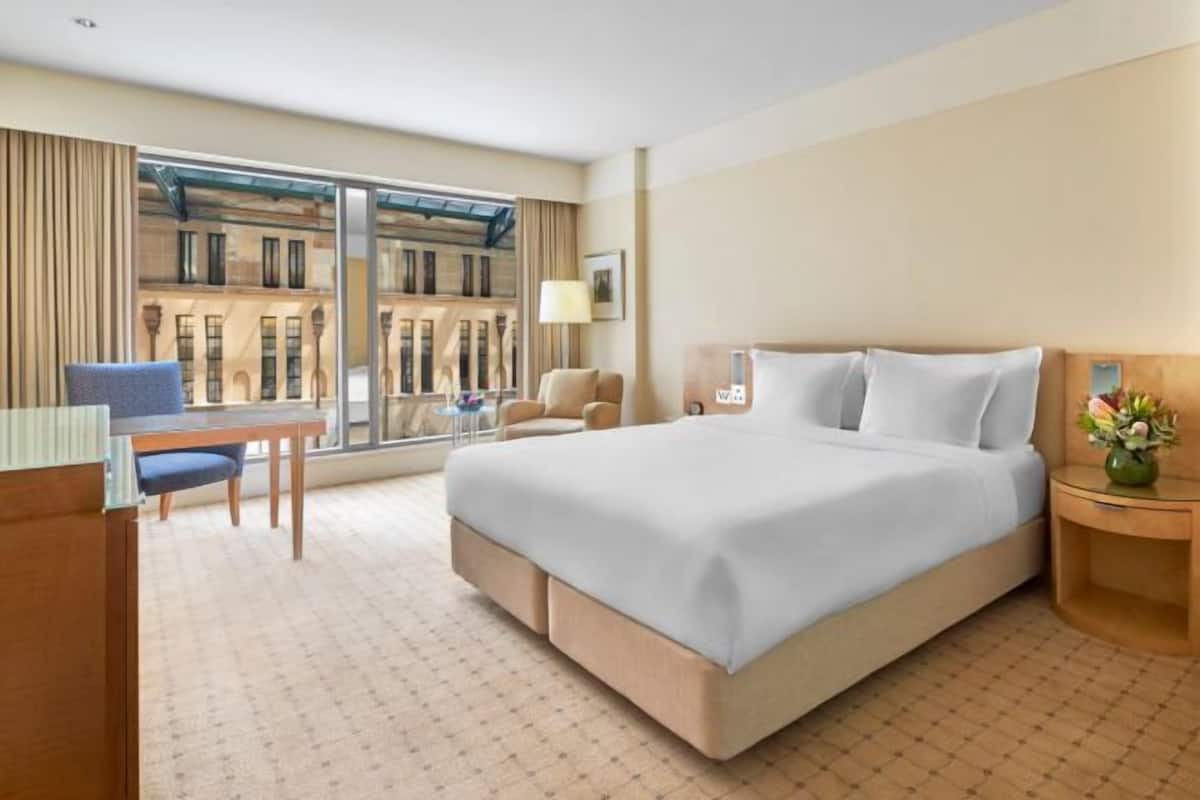 1 bedroom, minibar, in-room safe, desk