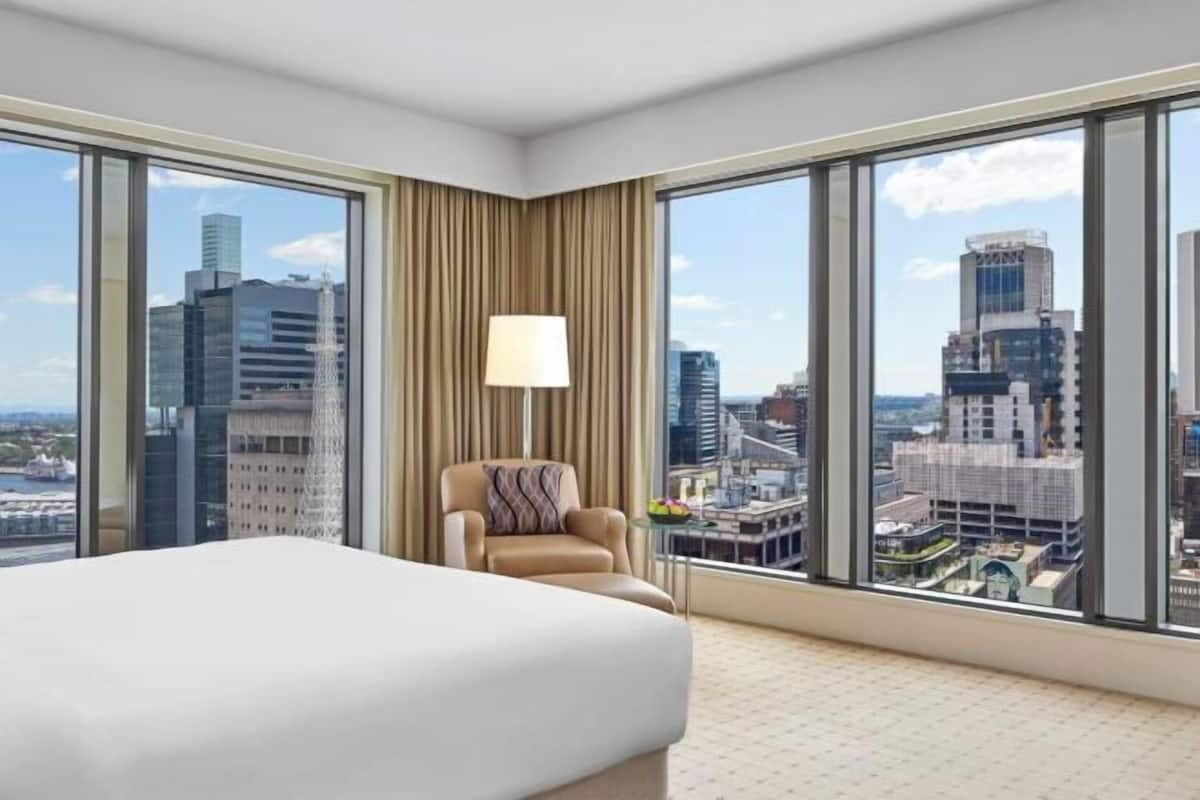 1 bedroom, minibar, in-room safe, desk