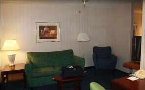 Desk, laptop workspace, iron/ironing board, free cots/infant beds