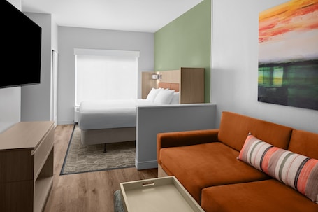 Premium bedding, down comforters, desk, blackout drapes. Springhill Suites By Marriott Pinehurst Southern Pines