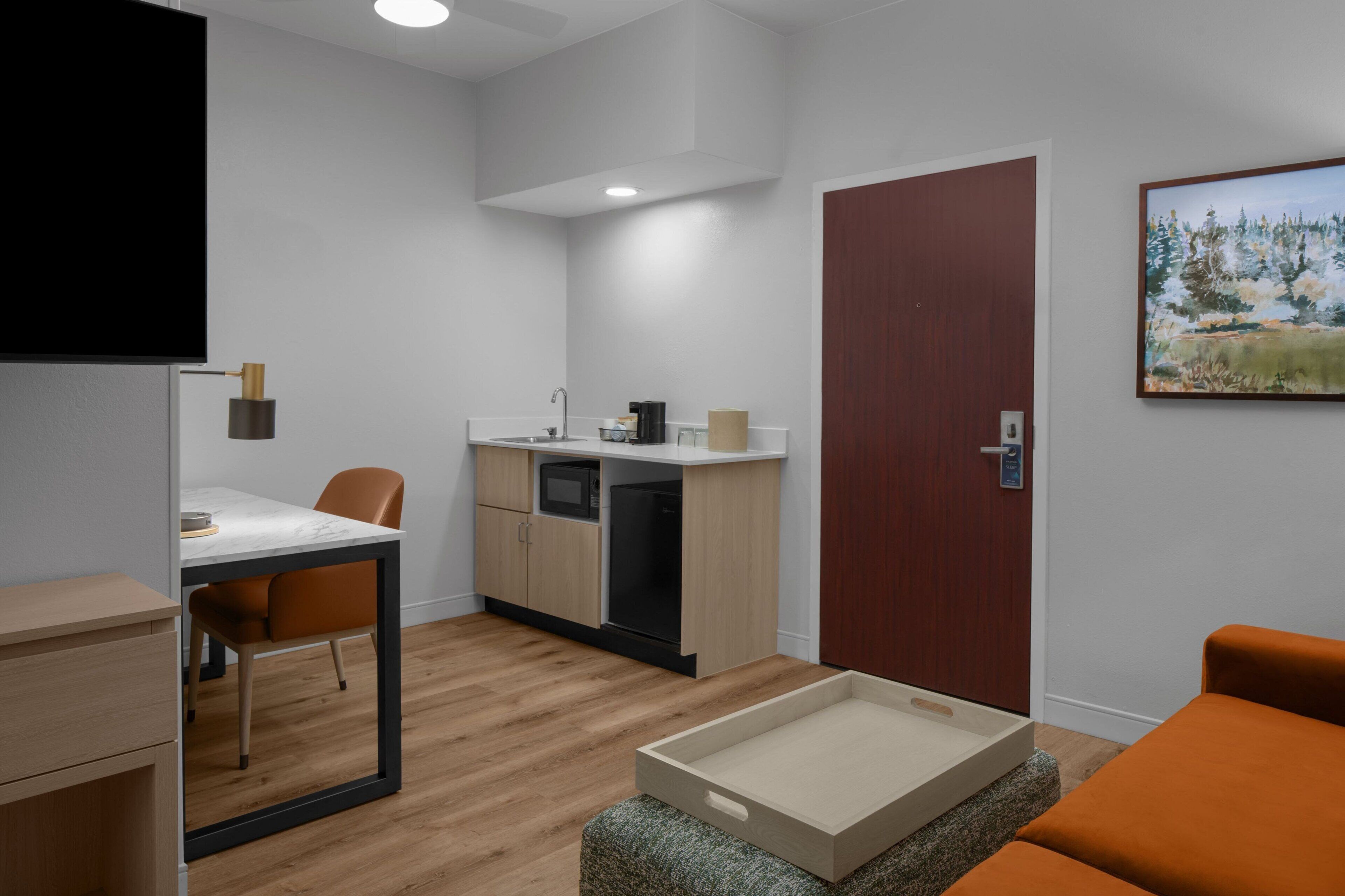 32-inch smart tv with cable channels, tv, netflix