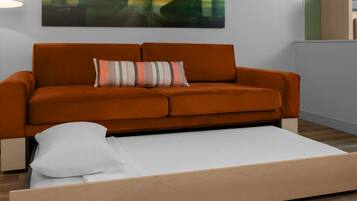 Premium bedding, down duvets, desk, blackout curtains