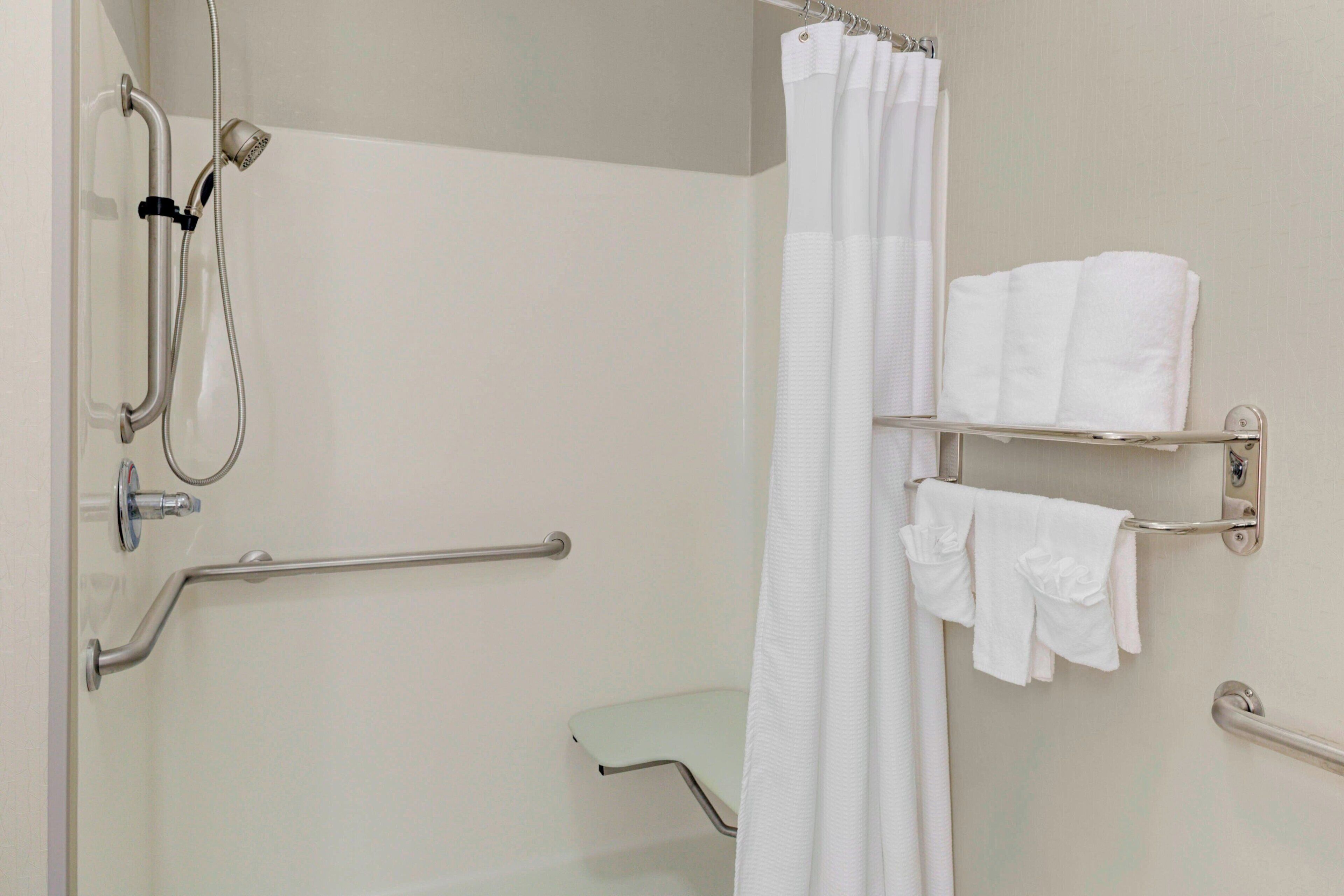 combined shower/bathtub, free toiletries, hair dryer, towels