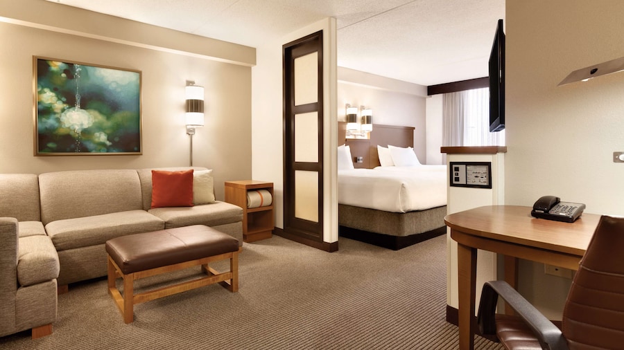 Hyatt Place Chicago/Lombard/Oak Brook