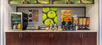 La Quinta Inn & Suites by Wyndham Rockford