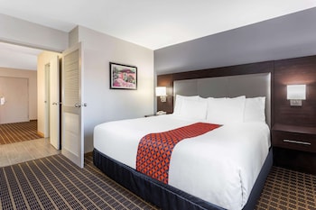 La Quinta Inn & Suites by Wyndham Rockford