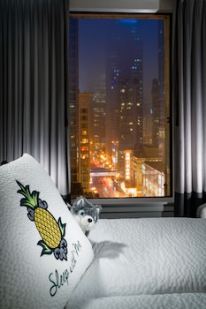 View from property looking out at Staypineapple, An Iconic Hotel, The Loop
