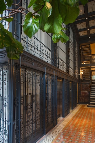 Detalle interior. Staypineapple, An Iconic Hotel, The Loop