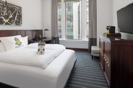 Staypineapple, An Iconic Hotel, The Loop - Image 46