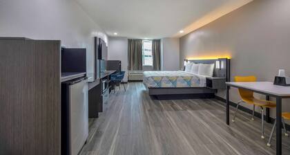 Motel 6 Fort Worth, TX - Burleson