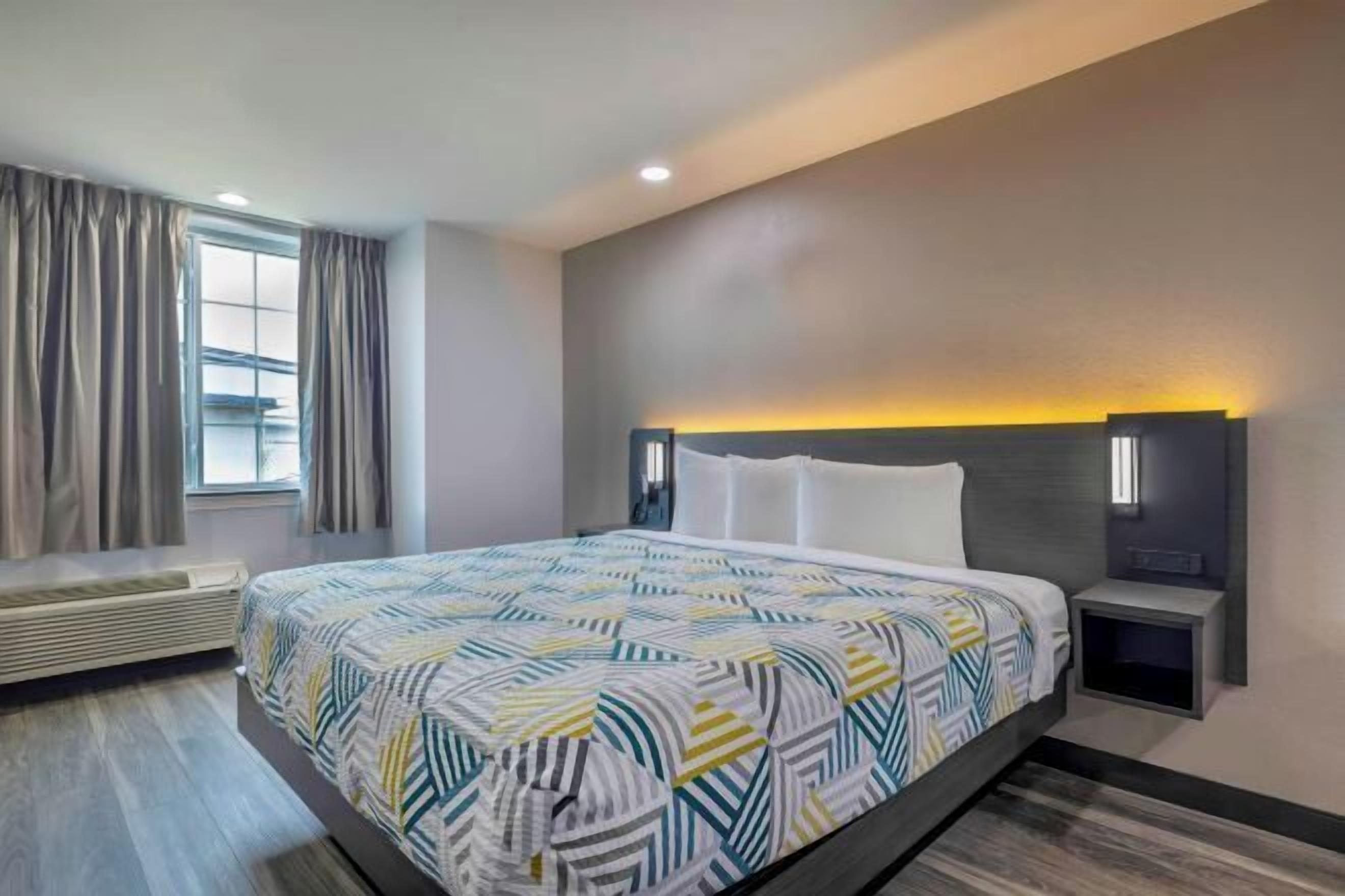 Desk, free WiFi, bed sheets