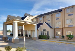 Exterior - Microtel Inn & Suites by Wyndham Scott/Lafayette (Scott)
