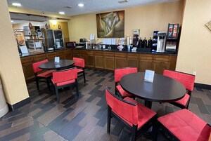 Café da manhã continental grátis todos os dias