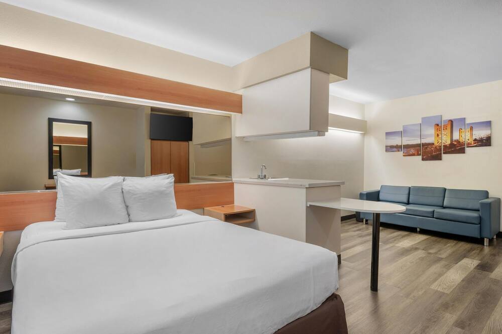SureStay by Best Western Sacramento South Natomas