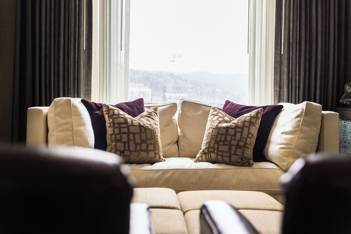 Premium bedding, down comforters, pillowtop beds, in-room safe