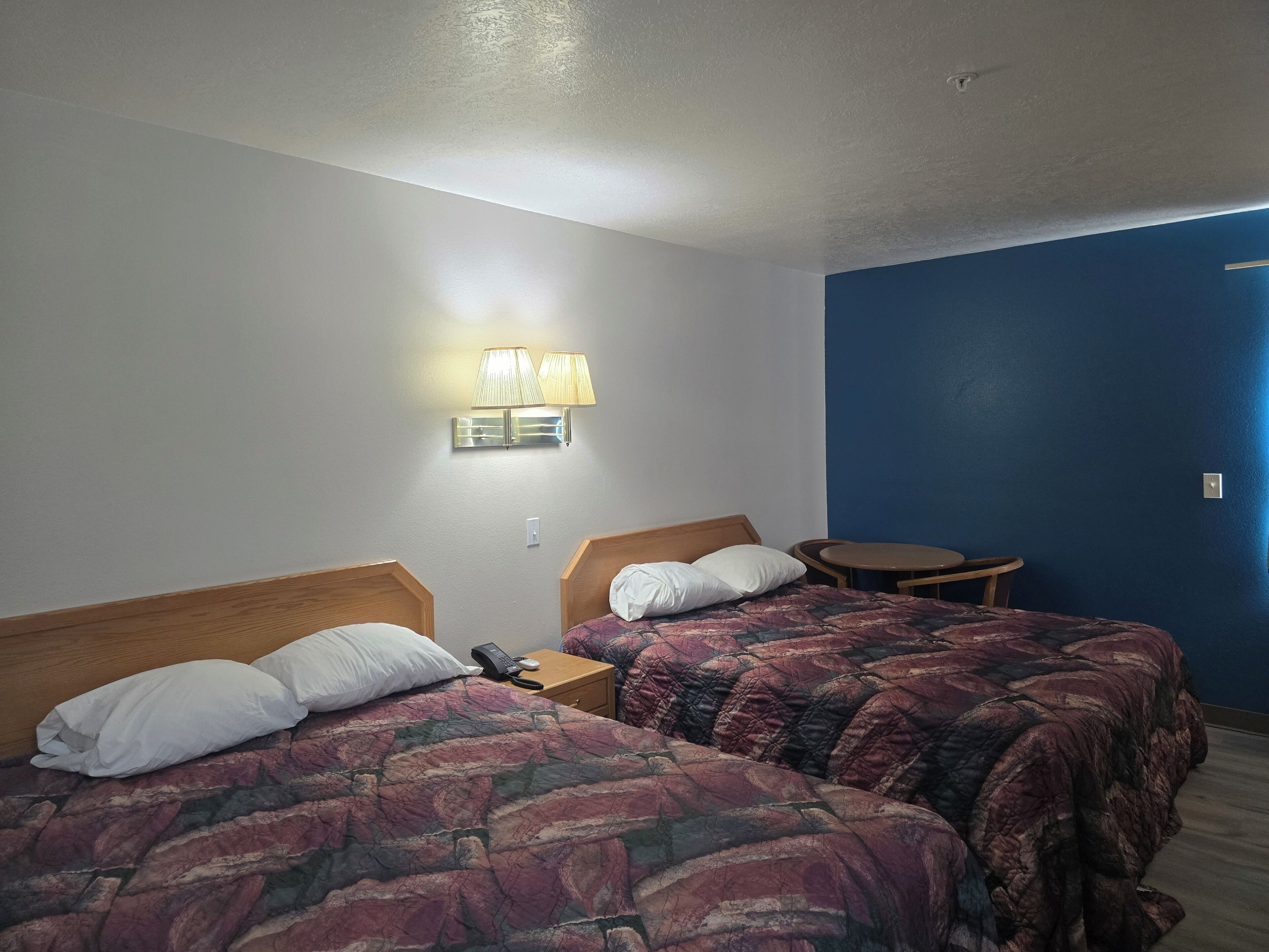 مكتب ومكواة/لوح كي وأسرّة قابلة للطي وواي فاي مجانًا