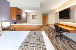 Suite, 1 Queen Bed with Sofa bed, Non Smoking | Desk, blackout drapes, iron/ironing board, free WiFi