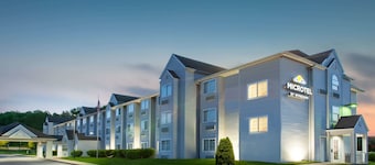 Microtel Inn & Suites by Wyndham Pittsburgh Airport