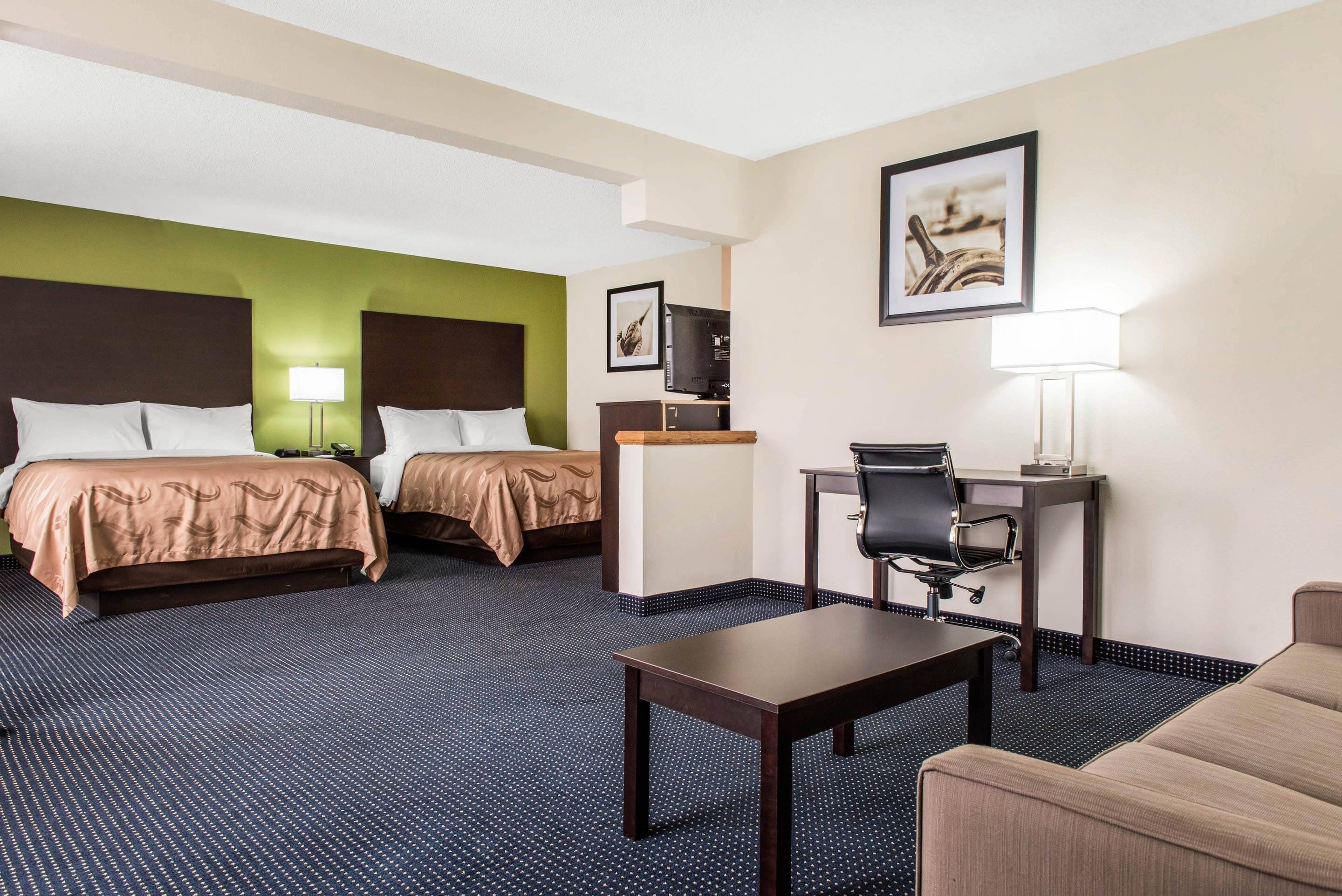 1 bedroom, premium bedding, pillow-top beds, desk