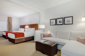 Double Room, Non Smoking | In-room safe, desk, laptop workspace, blackout drapes