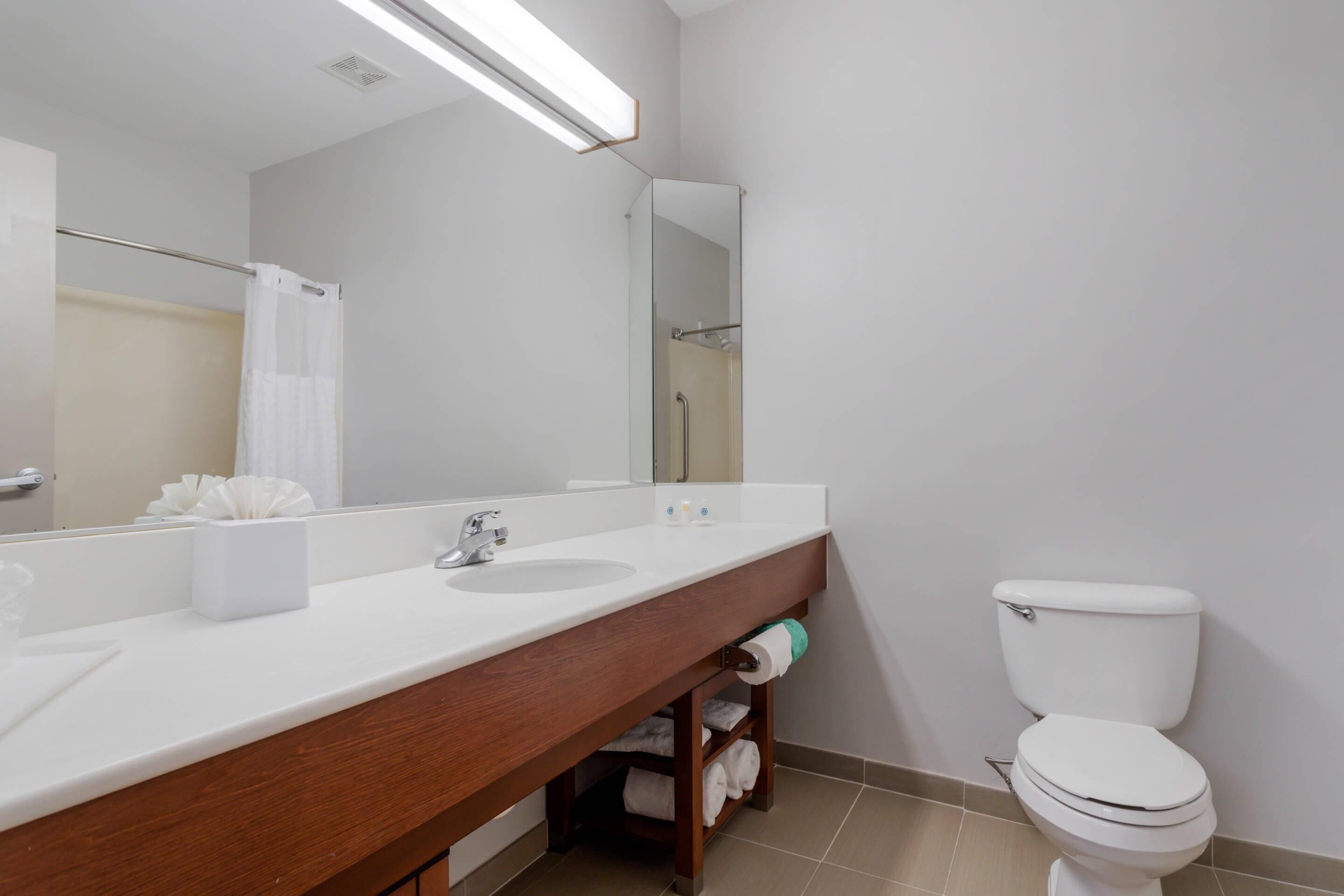 Suite, Multiple Beds, Non Smoking | In-room safe, desk, laptop workspace, blackout drapes