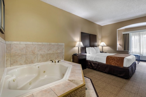 Comfort Suites The Colony - Plano West