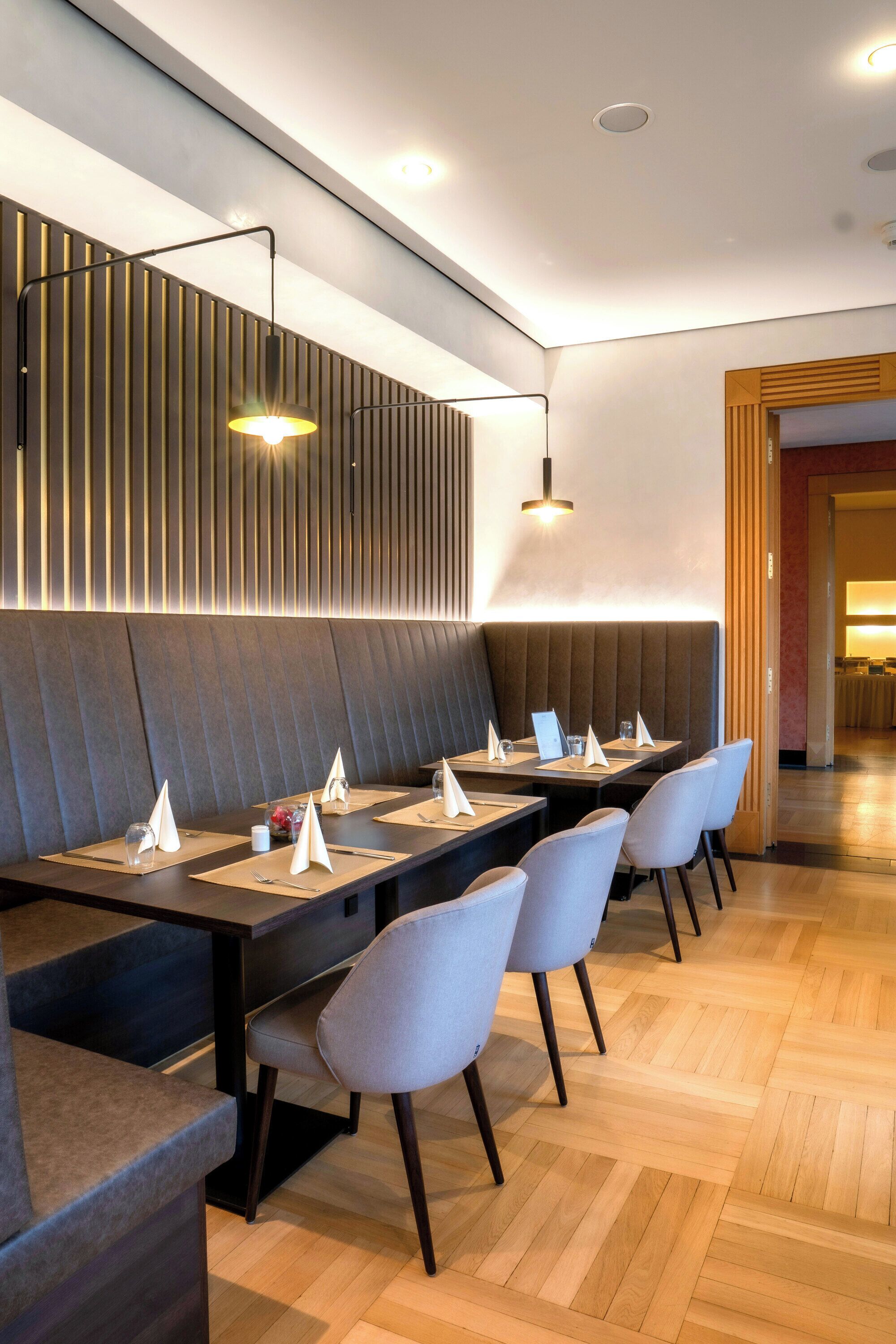 breakfast and dinner served