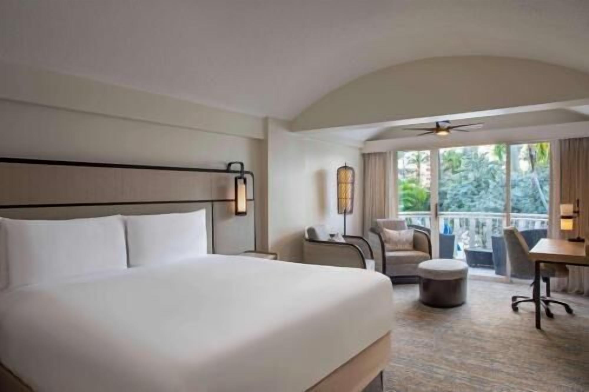 Hypo-allergenic bedding, in-room safe, individually decorated