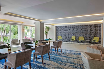 Daily buffet breakfast (USD 33.00 per person) at The Royal Sonesta San Juan