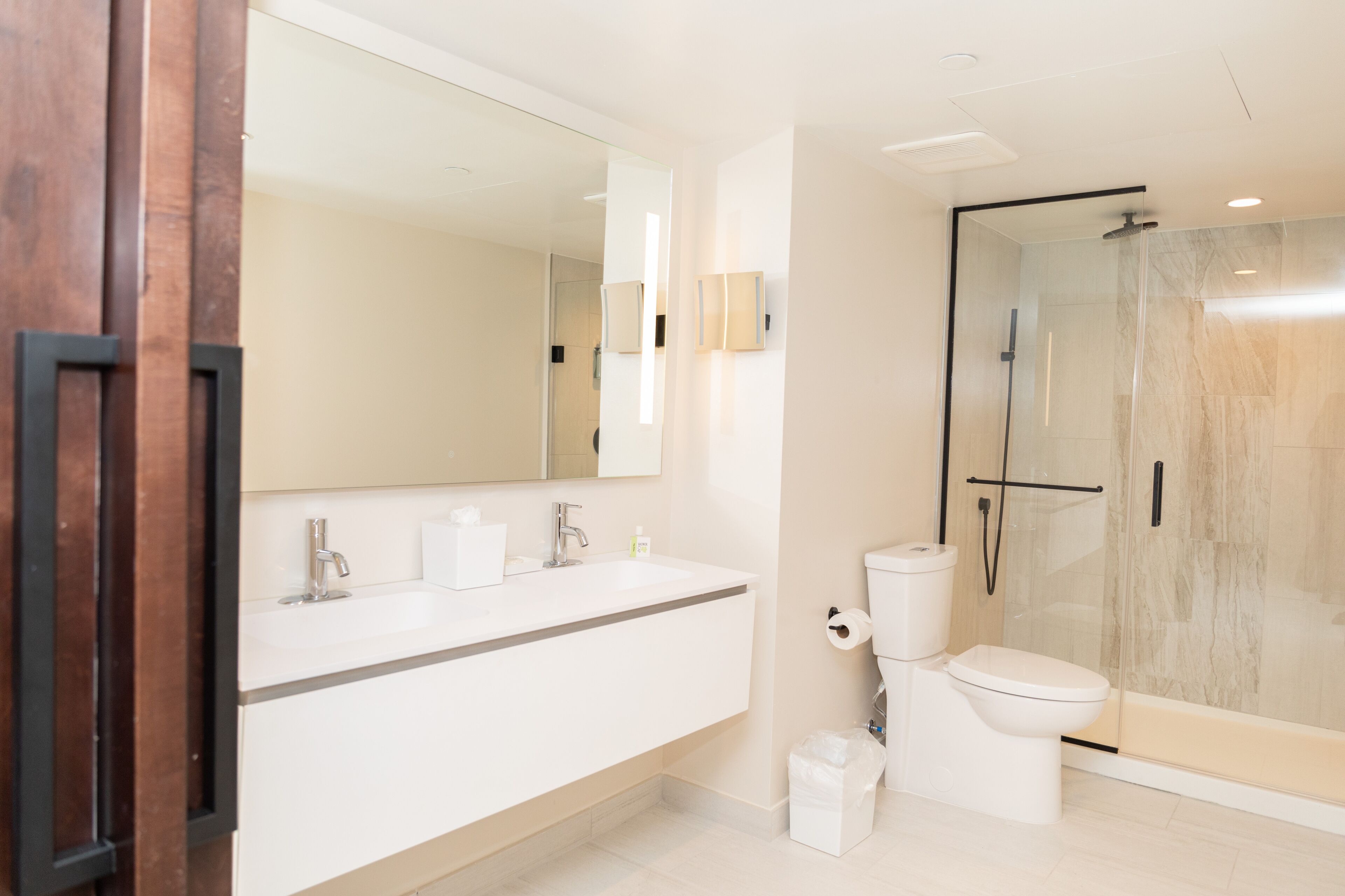 1 bedroom, hypo-allergenic bedding, in-room safe, individually decorated