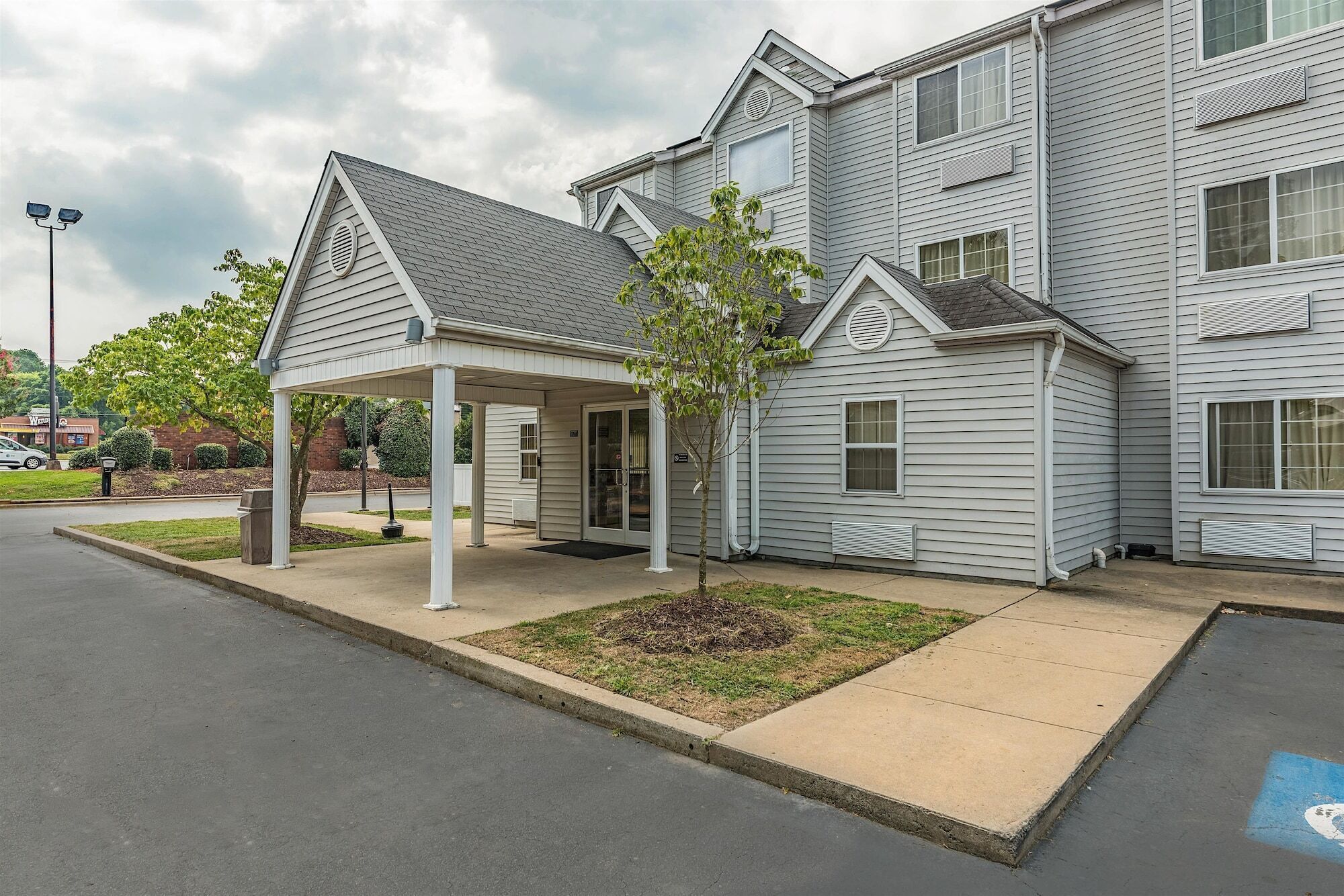 Photo - Motel 6-Charlotte, NC - University