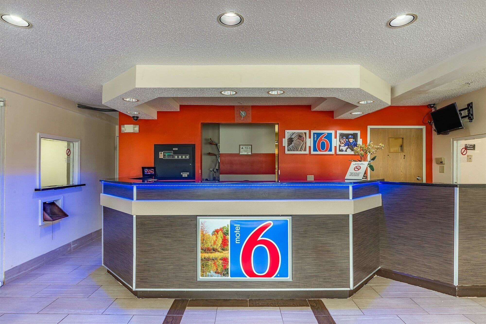 Photo - Motel 6-Charlotte, NC - University