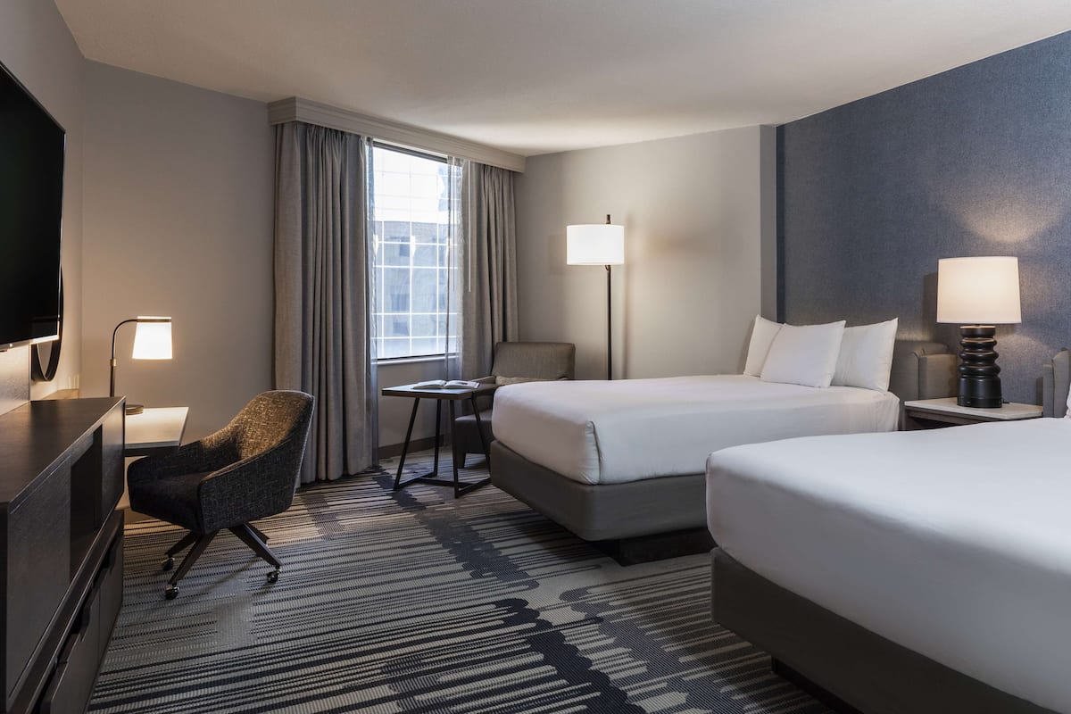 1 bedroom, premium bedding, in-room safe, desk