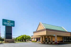 Exterior - Quality Inn Duncan Hwy 81 (Duncan)