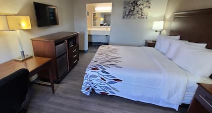 Red Roof Inn LaGrange