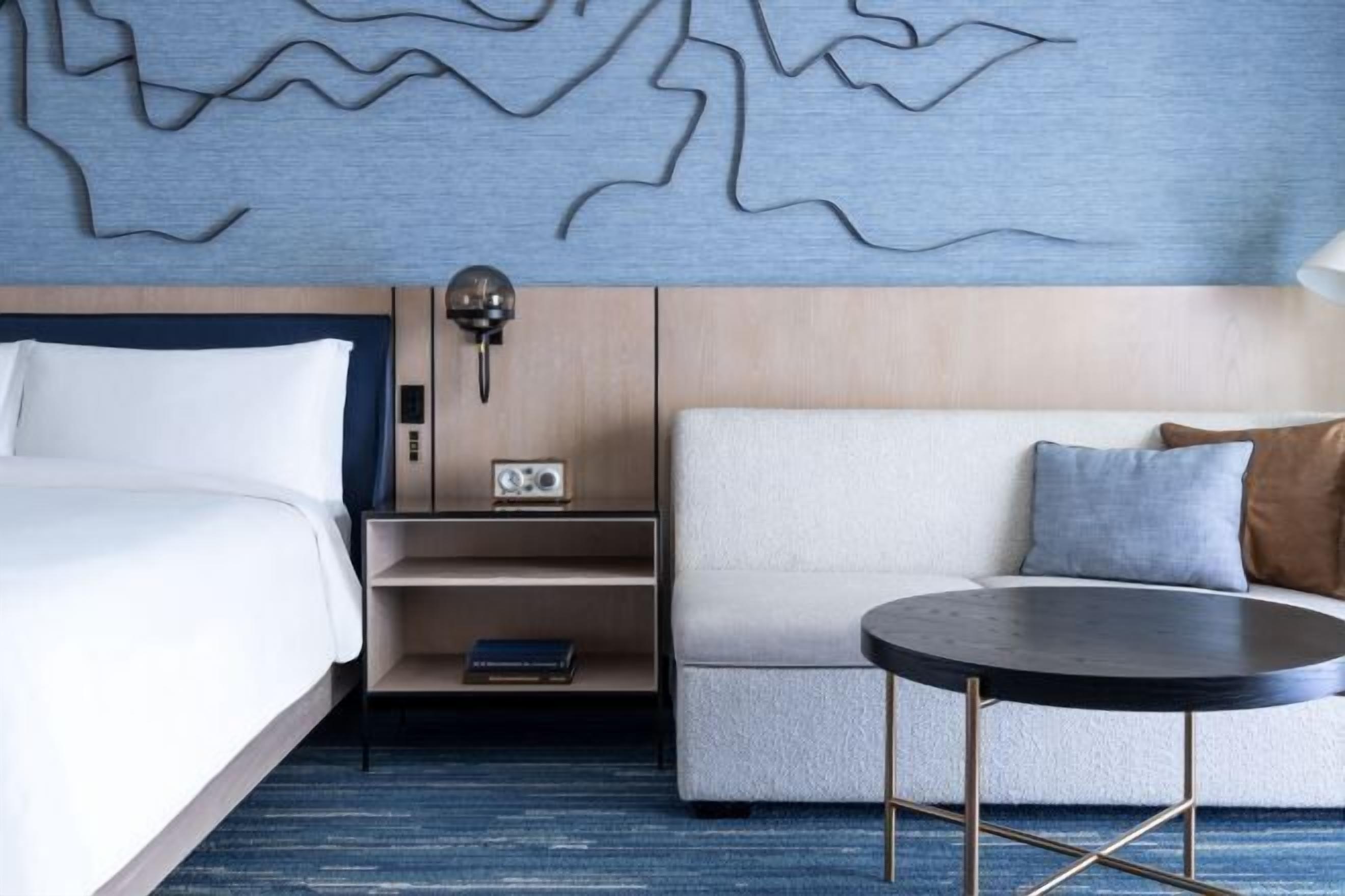 Egyptian cotton sheets, premium bedding, pillowtop beds, in-room safe