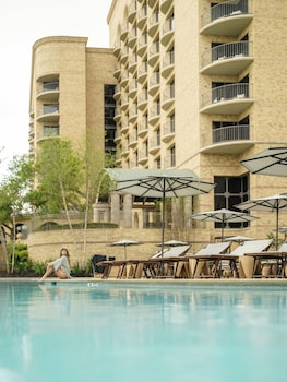 The Ritz-Carlton Dallas, Las Colinas