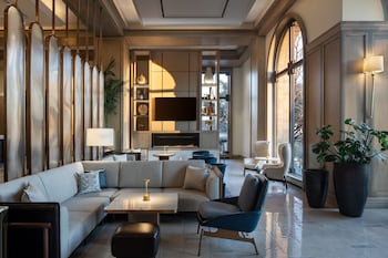 2 bars/lounges, tapas bar at The Ritz-Carlton Dallas, Las Colinas