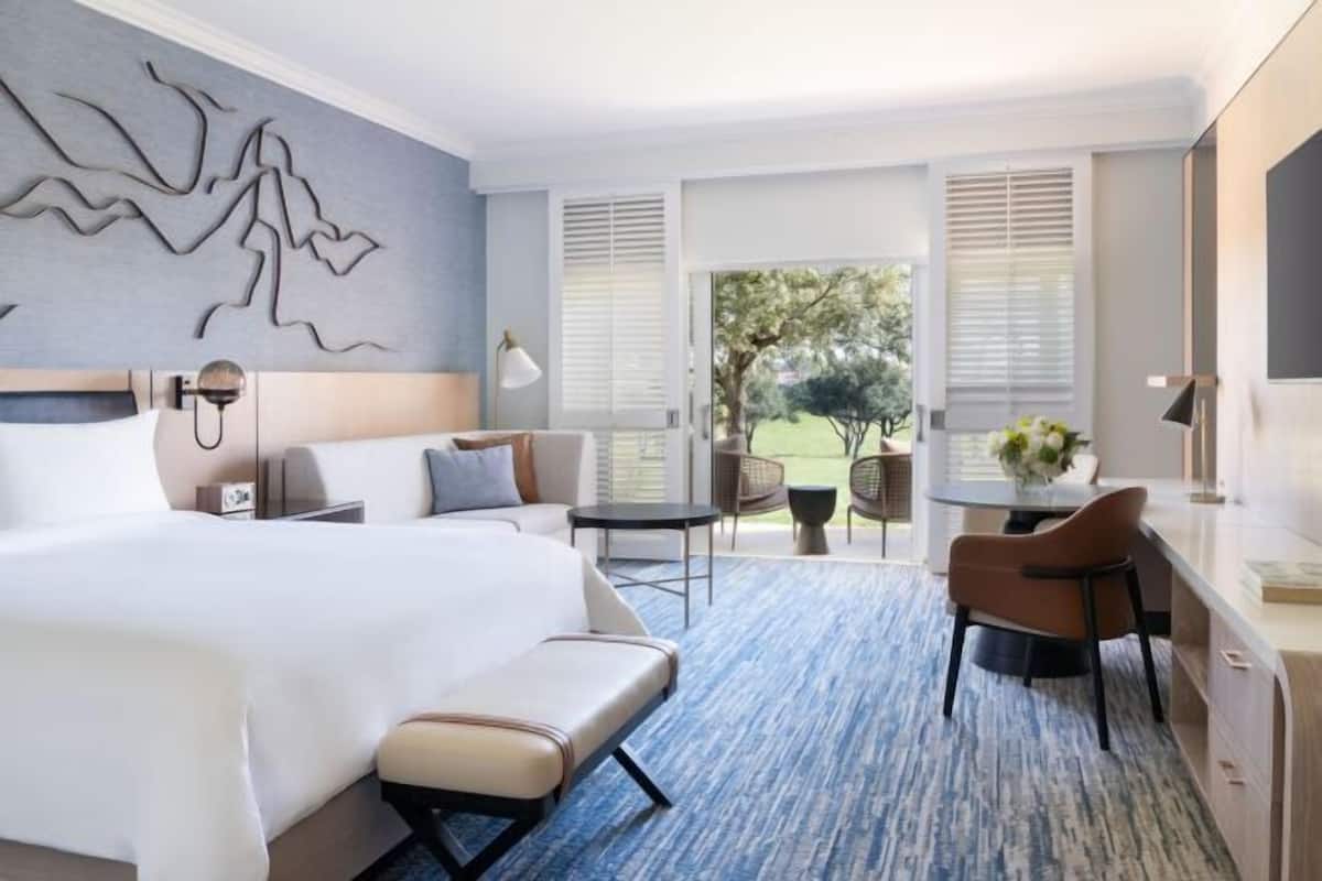 1 bedroom, Egyptian cotton sheets, premium bedding, pillow-top beds