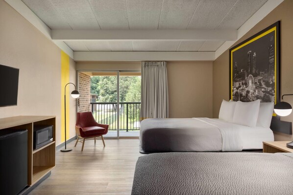 Desk, free WiFi, bed sheets